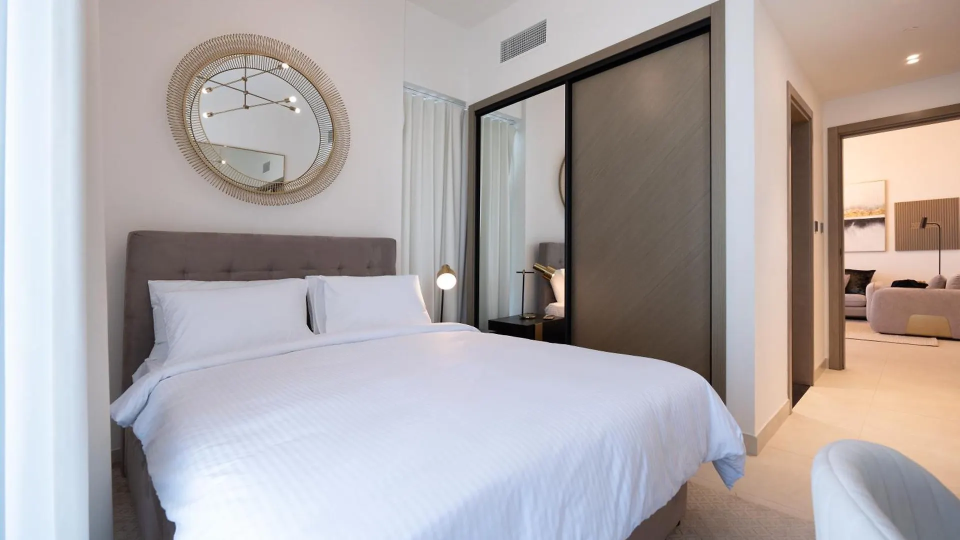 Apartment Keyrock Living - Binghatti Canal Sky Retreat Dubai United Arab Emirates