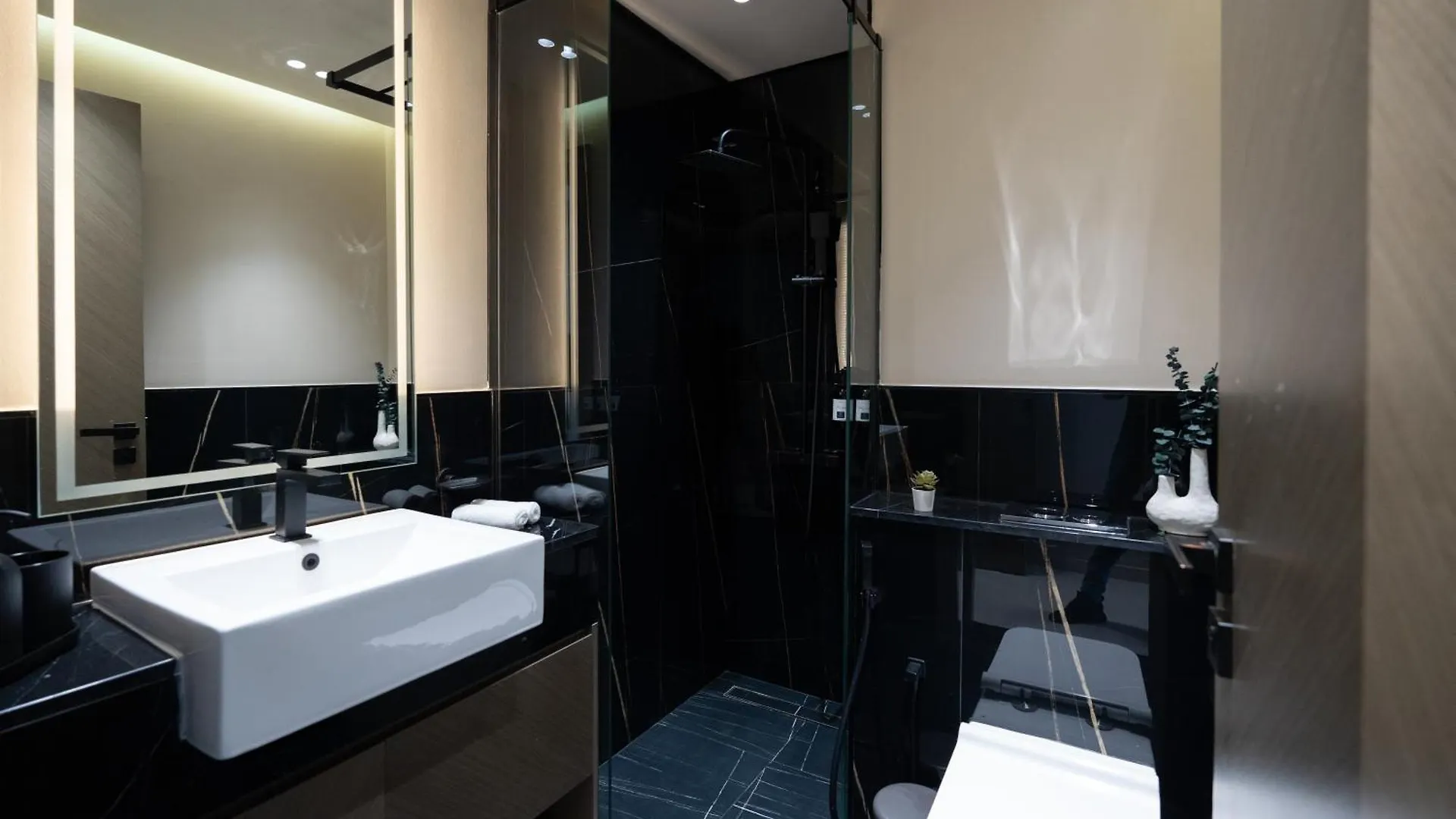Keyrock Living - Binghatti Canal Sky Retreat Dubai Apartment