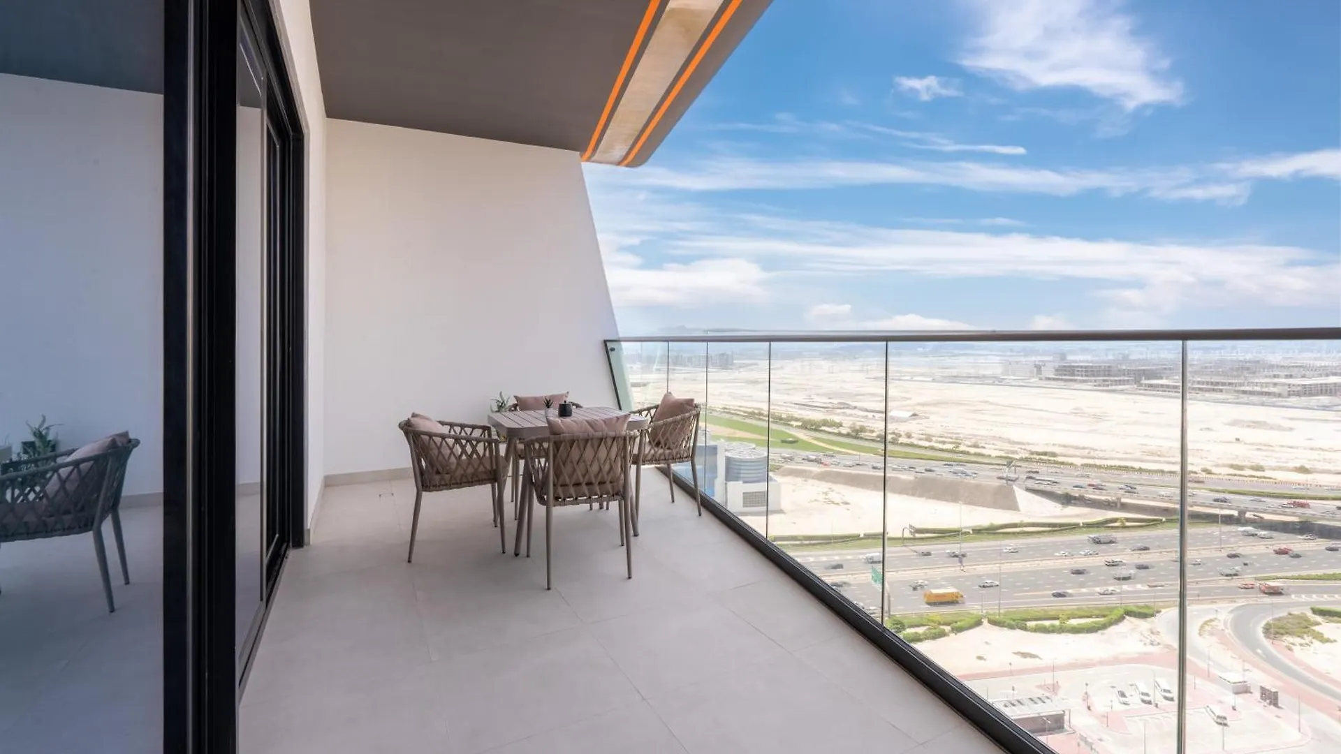 Keyrock Living - Binghatti Canal Sky Retreat Dubai