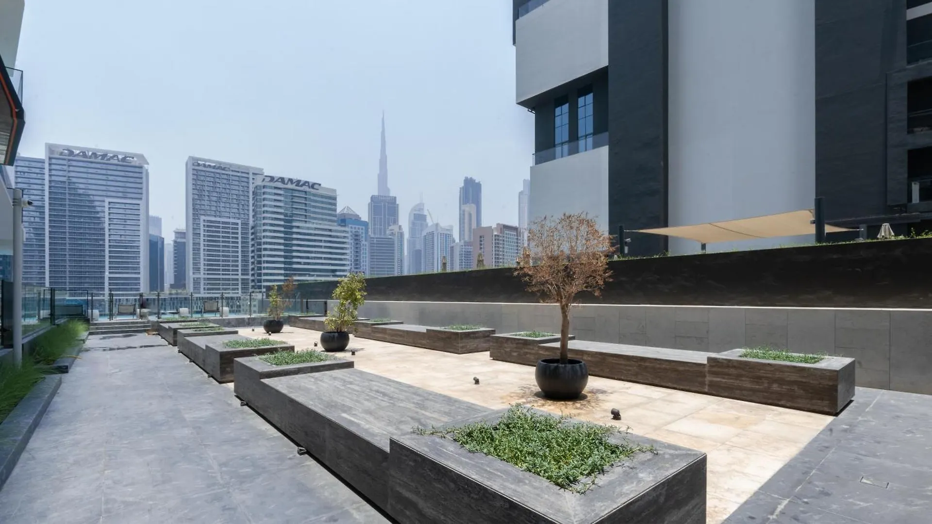 Apartment Keyrock Living - Binghatti Canal Sky Retreat Dubai